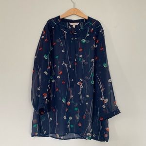 Banana Republic Ladies blouse.